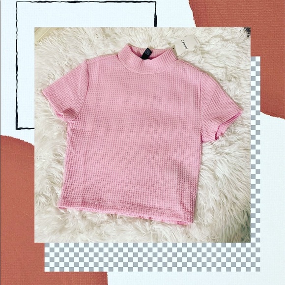 Forever 21 Tops - Forever 21, Size Small, Pink color, New with tags, Crop top